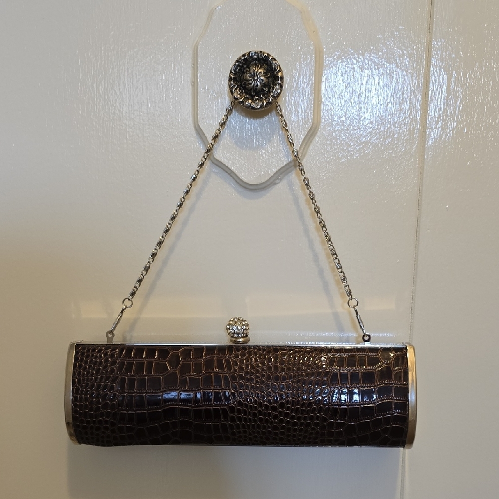 Elegant Brown Crocodile-Embossed Clutch